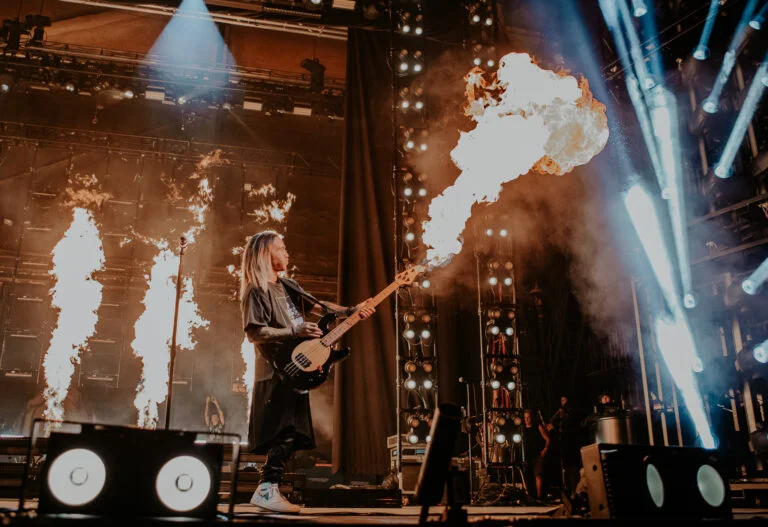 Pete shooting fire out of his bass